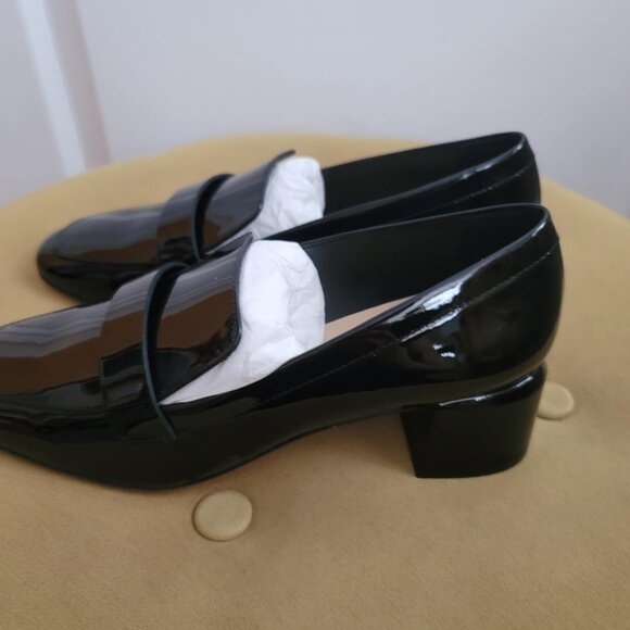Stuart Weitzman Glossy Black Loafers - Picture 2 of 7